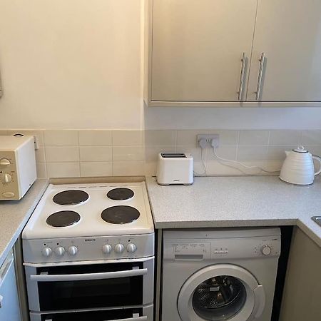 One Bedroom Ground Floor Flat Central Chichester Exterior photo