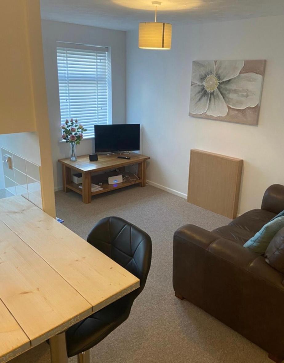 One Bedroom Ground Floor Flat Central Chichester Exterior photo